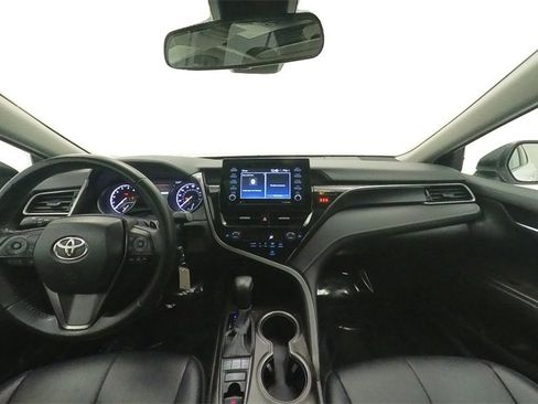 Used 2023 Toyota Camry SE image 28