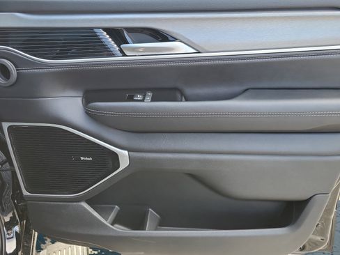 New 2026 Jeep Grand Wagoneer Limited AWD/4WD image 24
