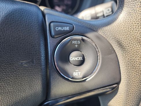 Used 2020 Honda HR-V LX image 18