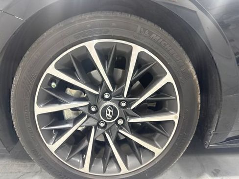Used 2020 Hyundai Sonata Limited w/ Cargo Package FWD image 11