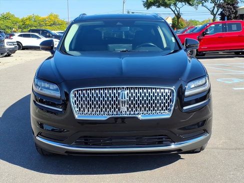 Used 2023 Lincoln Nautilus Standard w/ Premium Package image 8