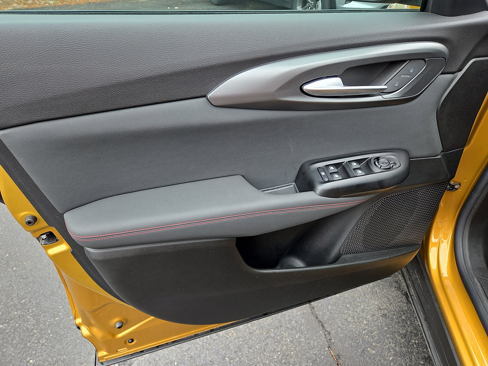 Used 2024 Dodge Hornet GT w/ GT Blacktop Package AWD/4WD image 14