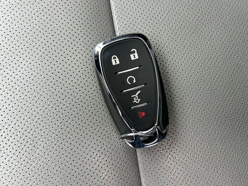 Used 2020 Chevrolet Equinox Premier image 33