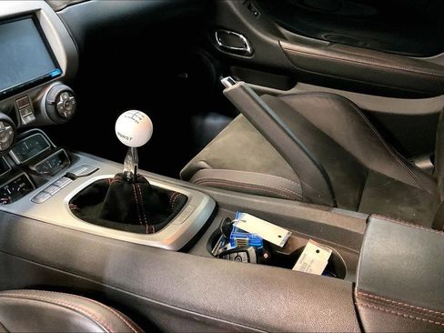 Used 2015 Chevrolet Camaro ZL1 RWD image 19