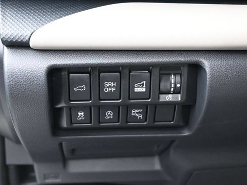 Used 2022 Subaru Forester Limited AWD/4WD image 16