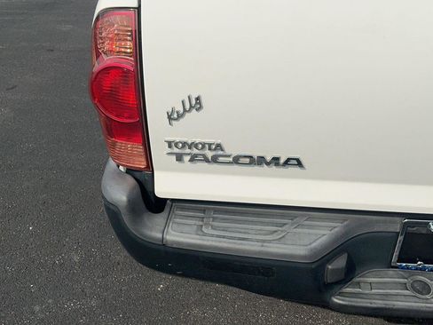 Used 2014 Toyota Tacoma 4x4 Double Cab w/ Convenience Package image 34