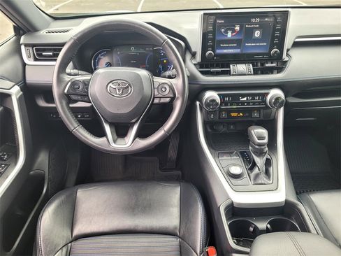 Used 2021 Toyota RAV4 XSE image 13