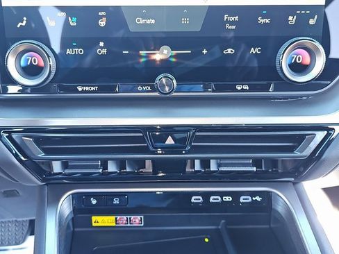 Certified 2025 Lexus TX 350 AWD w/ Technology Package image 28