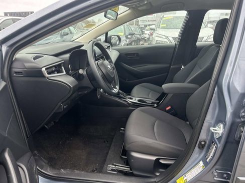 Used 2022 Toyota Corolla LE image 10