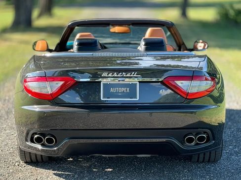 Used 2010 Maserati GranTurismo Convertible RWD image 56