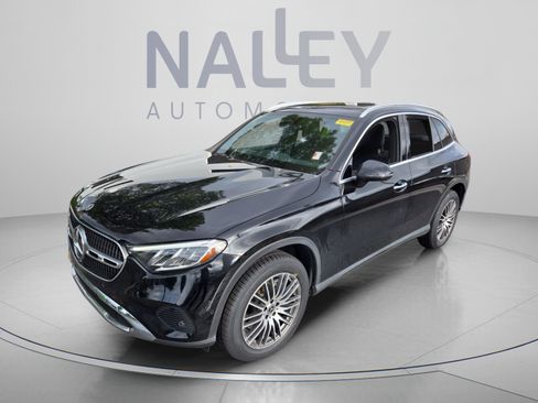 Used 2024 Mercedes-Benz GLC 300 4MATIC image 1