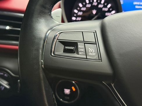 Used 2018 Maserati Ghibli S GranLusso image 17