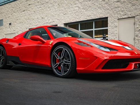 Certified 2015 Ferrari 458 Speciale A image 9