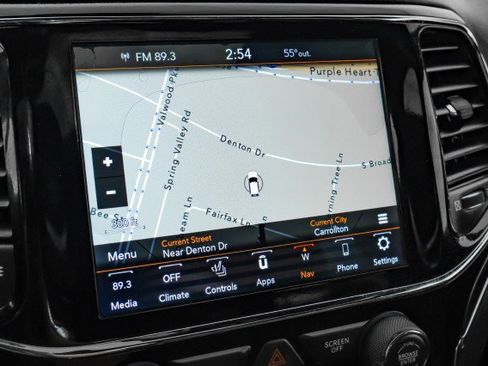 Used 2020 Jeep Grand Cherokee Limited image 19