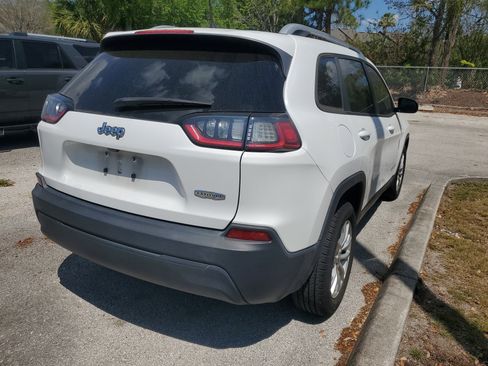 Used 2020 Jeep Cherokee Latitude image 5