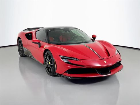 Used 2023 Ferrari SF90 Spider AWD/4WD image 1