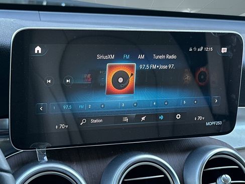 Used 2022 Mercedes-Benz GLC 300 image 21