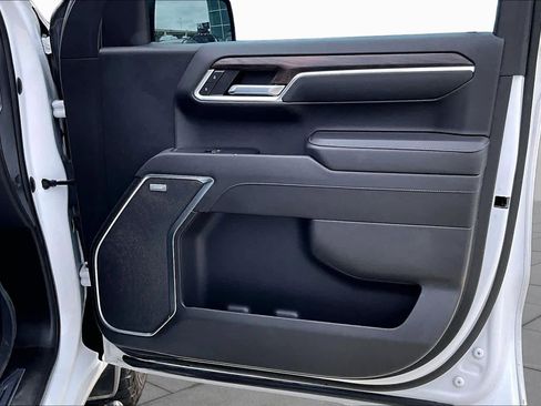 Used 2022 GMC Sierra 1500 SLT w/ SLT Convenience Package RWD image 22