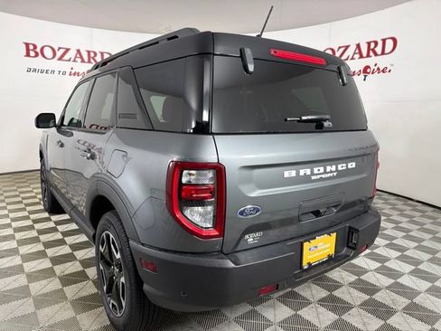 Certified 2024 Ford Bronco Sport Outer Banks w/ Tech Package AWD/4WD image 9