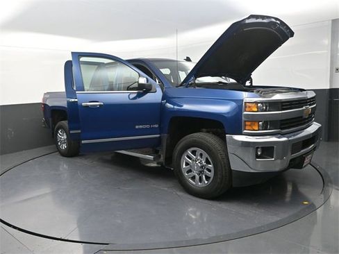 Used 2016 Chevrolet Silverado 2500 LTZ w/ LTZ Plus Package image 35