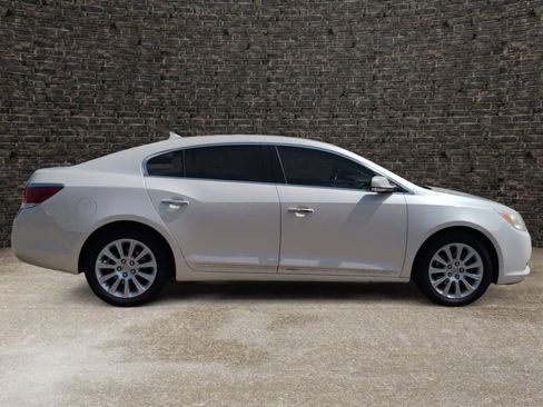 Used 2013 Buick LaCrosse Premium w/ Entertainment Package FWD image 3