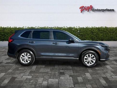 Used 2025 Honda CR-V LX image 7