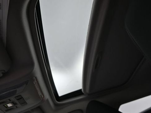 Used 2025 Toyota RAV4 XLE w/ Convenience Package AWD/4WD image 18