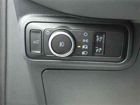 Certified 2025 Ford Explorer Active w/ Active Comfort Package image 11