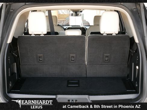 Used 2020 Ford Expedition Platinum AWD/4WD image 25