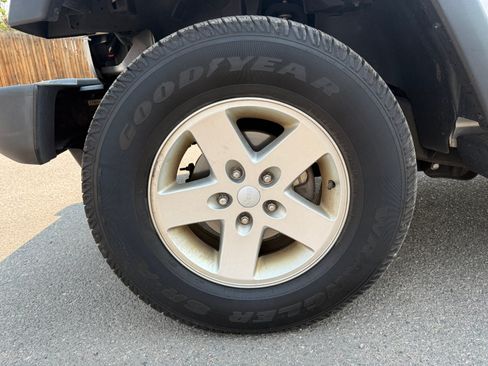 Used 2008 Jeep Wrangler X AWD/4WD image 24