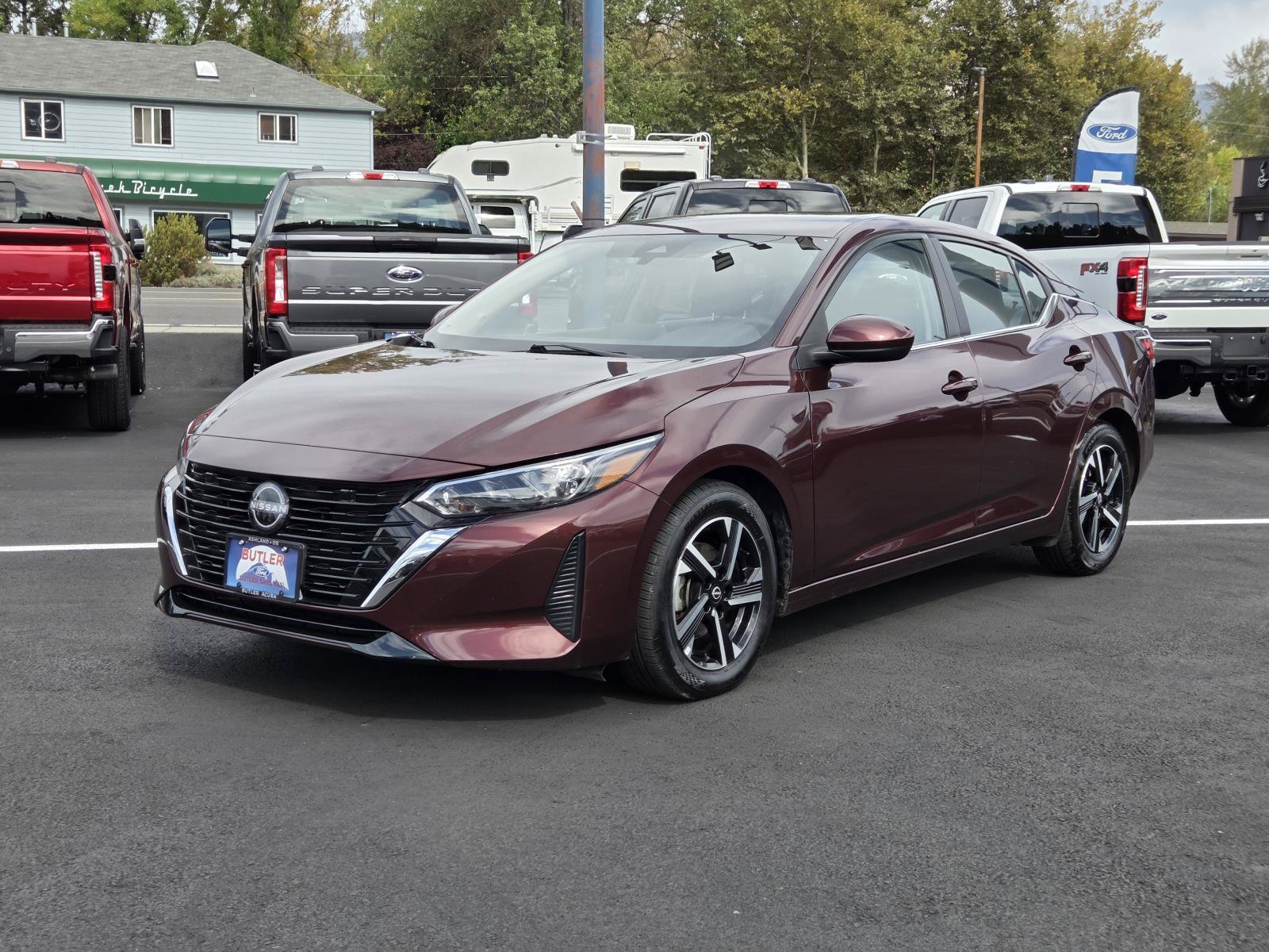 Used 2025 Nissan Sentra SV FWD image 1