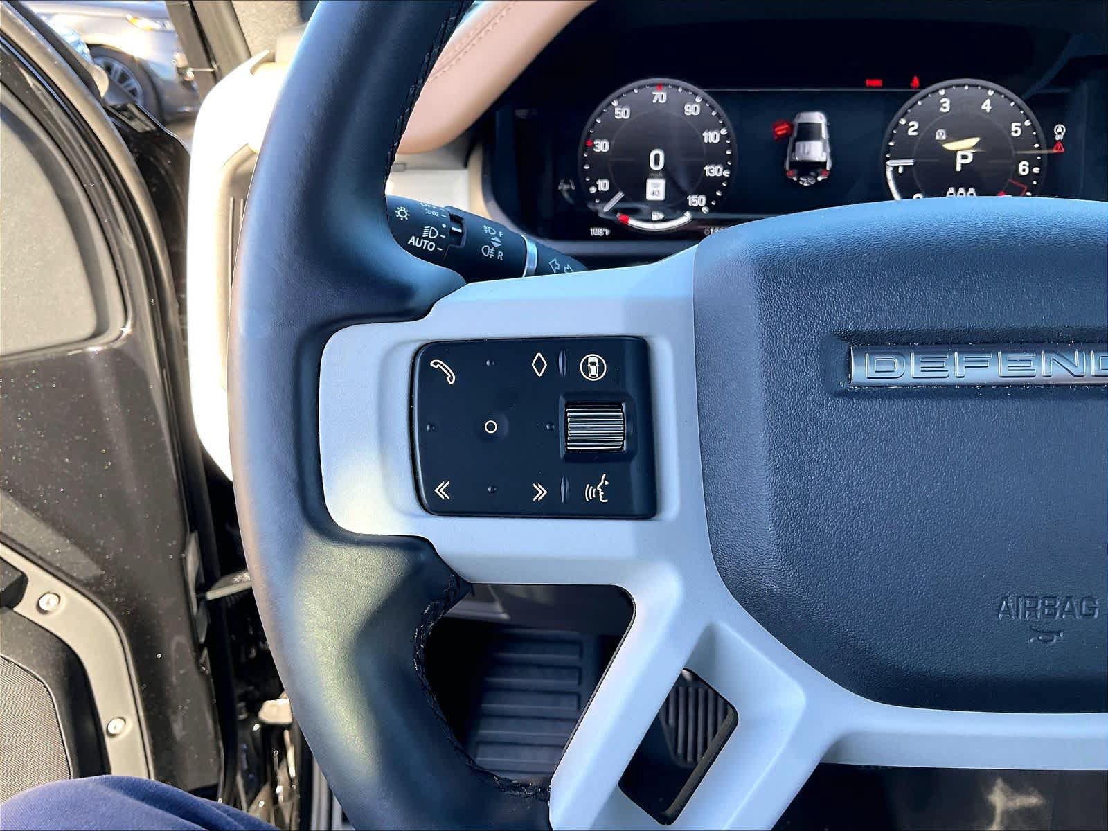 Used 2025 Land Rover Defender 110 S AWD/4WD image 20