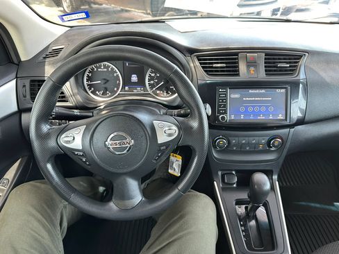 Used 2019 Nissan Sentra S FWD image 4
