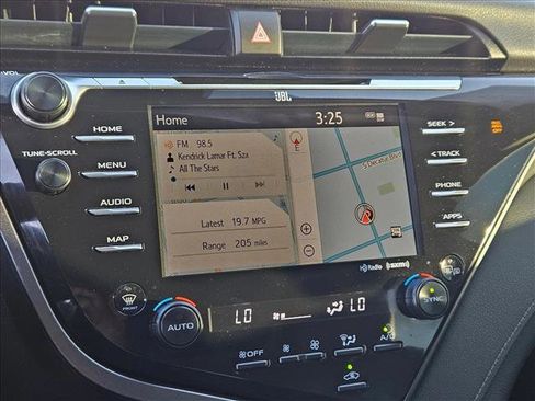 Used 2019 Toyota Camry XSE image 12