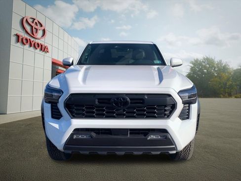 New 2026 Toyota Tacoma TRD Off-Road AWD/4WD image 8