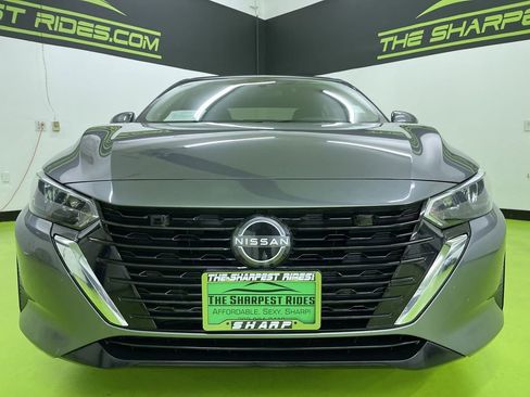 Used 2024 Nissan Sentra SV image 3