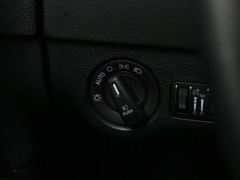 Used 2023 Dodge Charger SXT w/ Blacktop Package image 16