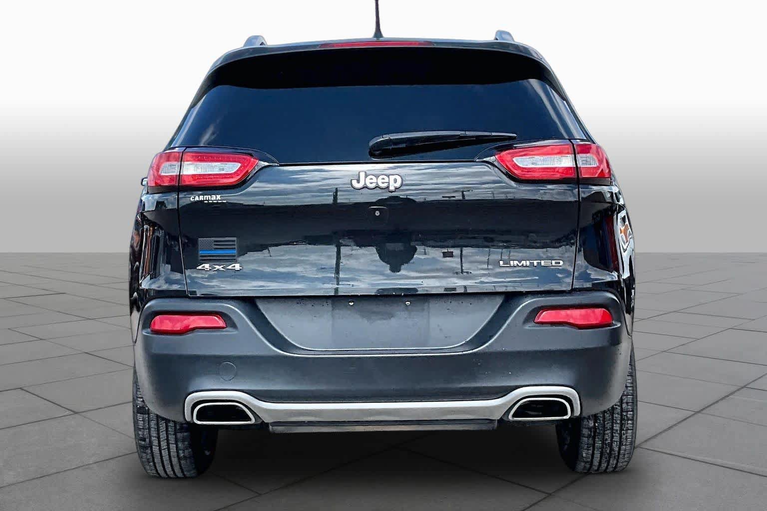 Used 2015 Jeep Cherokee Limited AWD/4WD image 5