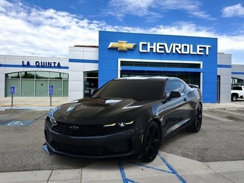 Used 2020 Chevrolet Camaro LT RWD image 4