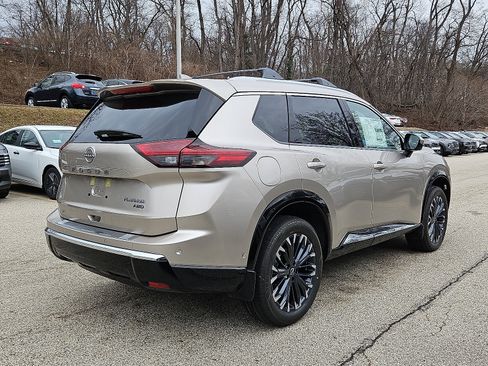 New 2026 Nissan Rogue Platinum image 6
