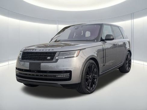 Used 2023 Land Rover Range Rover SE image 1