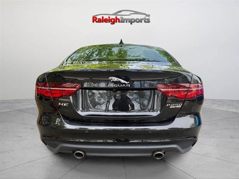 Used 2020 Jaguar XE S RWD image 6