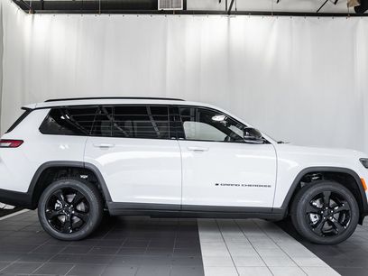 New 2025 Jeep Grand Cherokee L Limited w/ Luxury Tech Group II