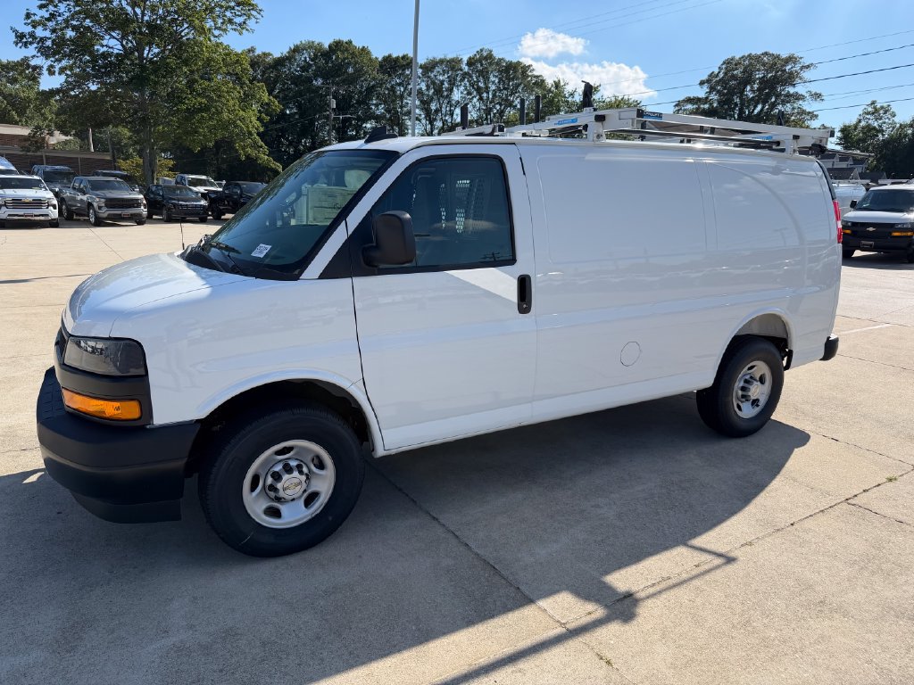 New 2026 Chevrolet Express 2500 w/ Driver Convenience Package RWD image 2