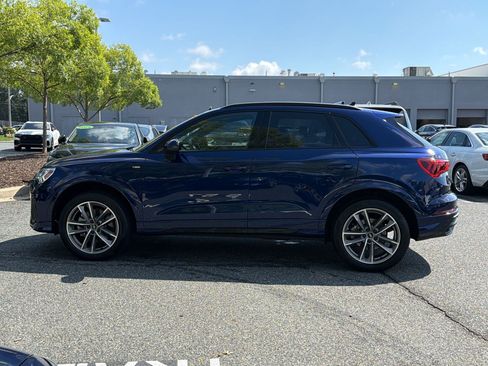 Used 2025 Audi Q3 2.0T Premium w/ Convenience Package AWD/4WD image 2