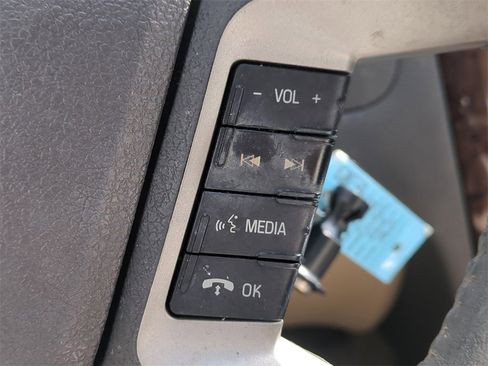 Used 2010 Ford Fusion SEL image 28