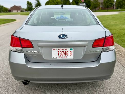 Used 2011 Subaru Legacy 2.5i Limited AWD/4WD image 6