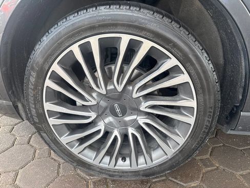 Used 2020 Lincoln Corsair Reserve w/ Equipment Group 201A AWD/4WD image 11