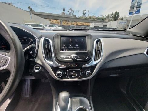 Used 2023 Chevrolet Equinox LS w/ LS Convenience Package FWD image 13