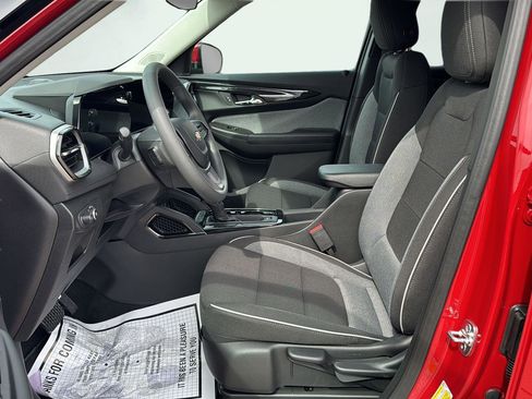New 2026 Chevrolet TrailBlazer LT w/ Driver Confidence Package AWD/4WD image 9